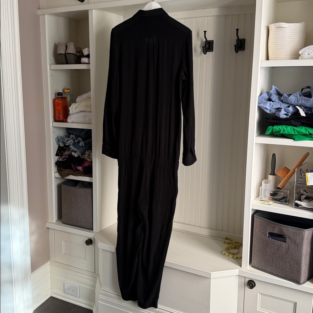 MONROW Crepe Long Sleeve Jumpsuit - Picture 8 of 10